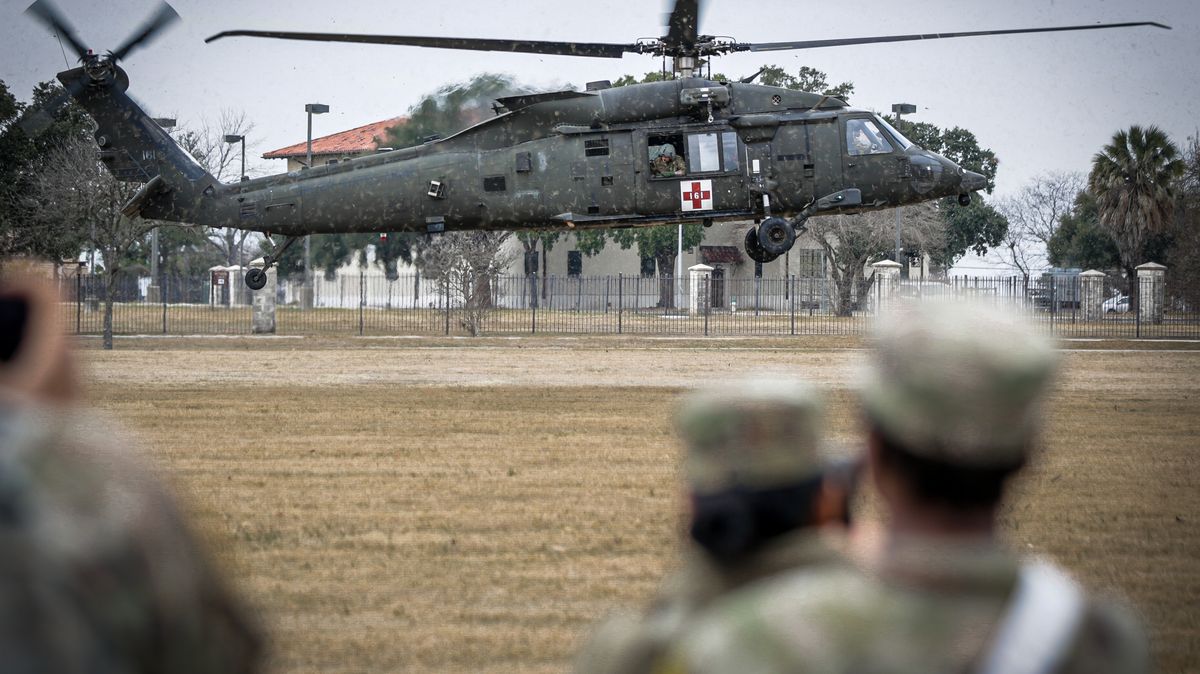 Na základně u Washingtonu otevřeli balíček, několika lidem se udělalo špatně